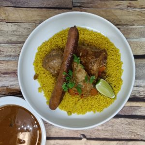 Couscous royal au poulet, merguez et kefta d'agneau