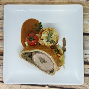 Mignon de porc en croûte , coeur champignons ou au farci poitevin